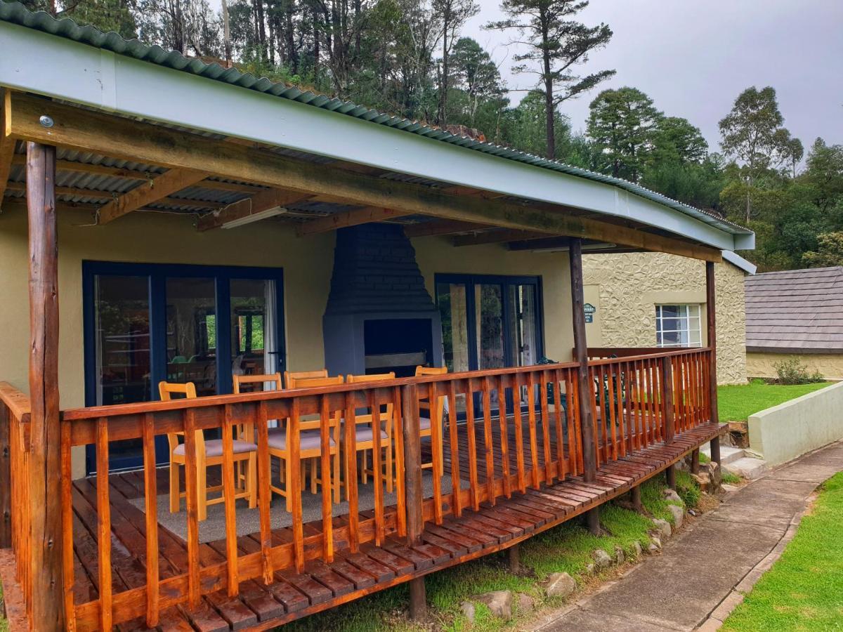 Gooderson Leisure Mountain View Cottages Self Catering And Timeshare Resort Дракенсберг-Гарден Экстерьер фото