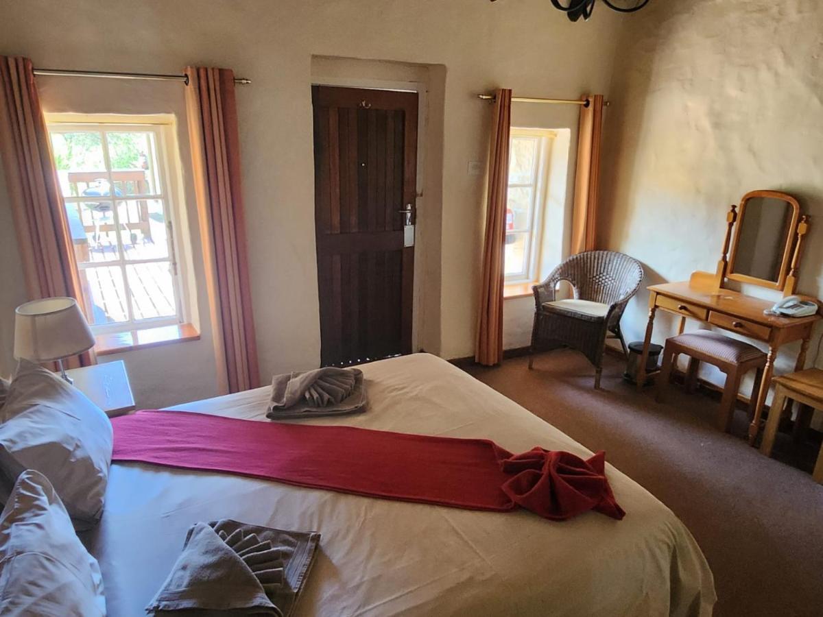 Gooderson Leisure Mountain View Cottages Self Catering And Timeshare Resort Дракенсберг-Гарден Экстерьер фото