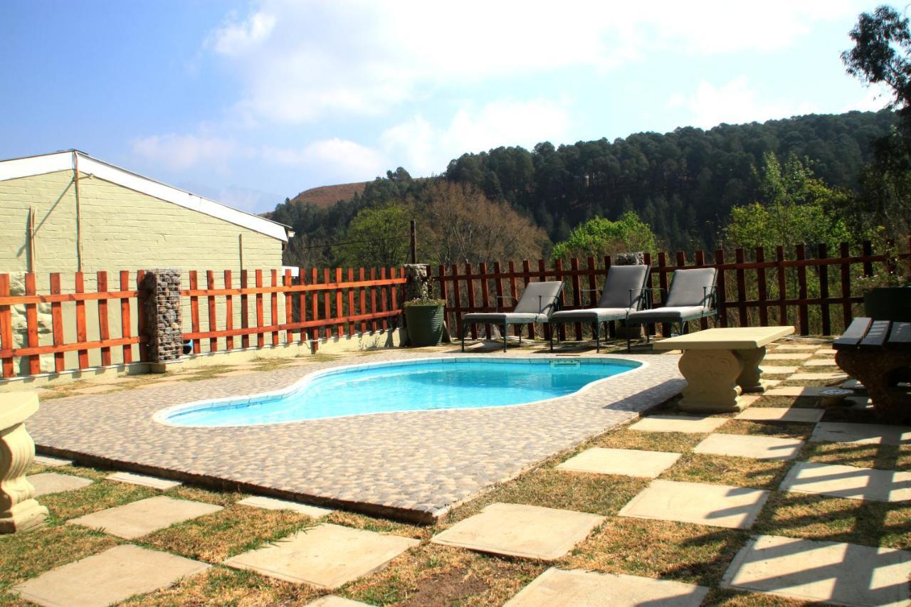 Gooderson Leisure Mountain View Cottages Self Catering And Timeshare Resort Дракенсберг-Гарден Экстерьер фото